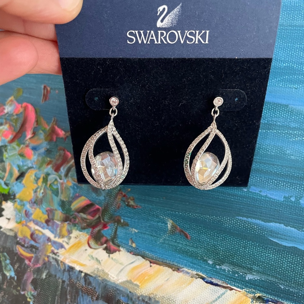 Original Nwb Swarovski Megan Crystal Earrings